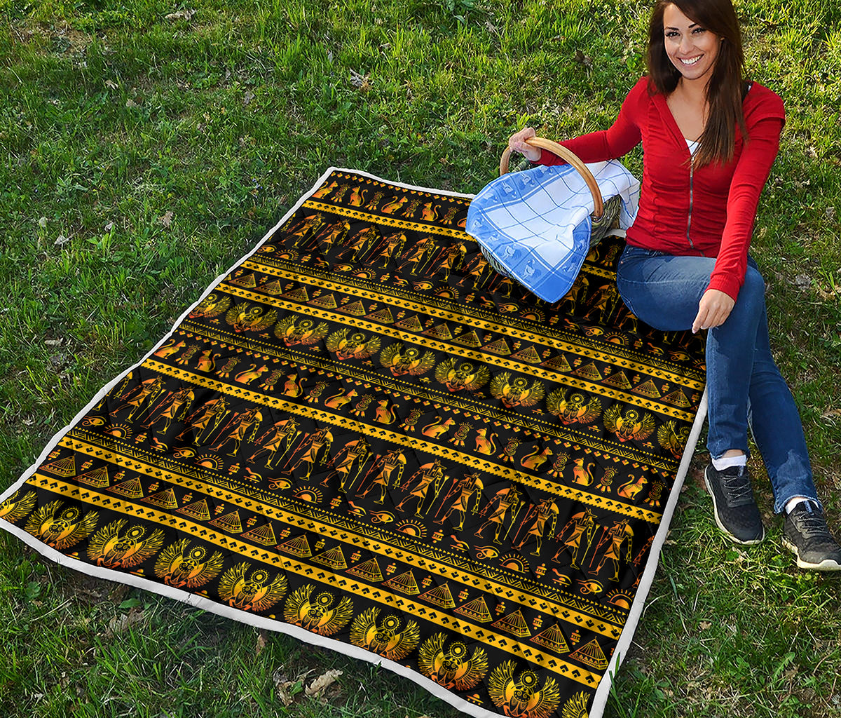Ancient Egyptian Pattern Print Quilt