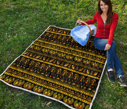 Ancient Egyptian Pattern Print Quilt