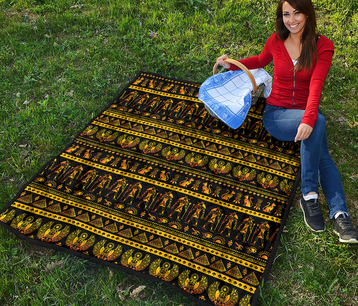 Ancient Egyptian Pattern Print Quilt