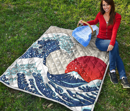 Ancient Great Japanese Wave Print Quilt