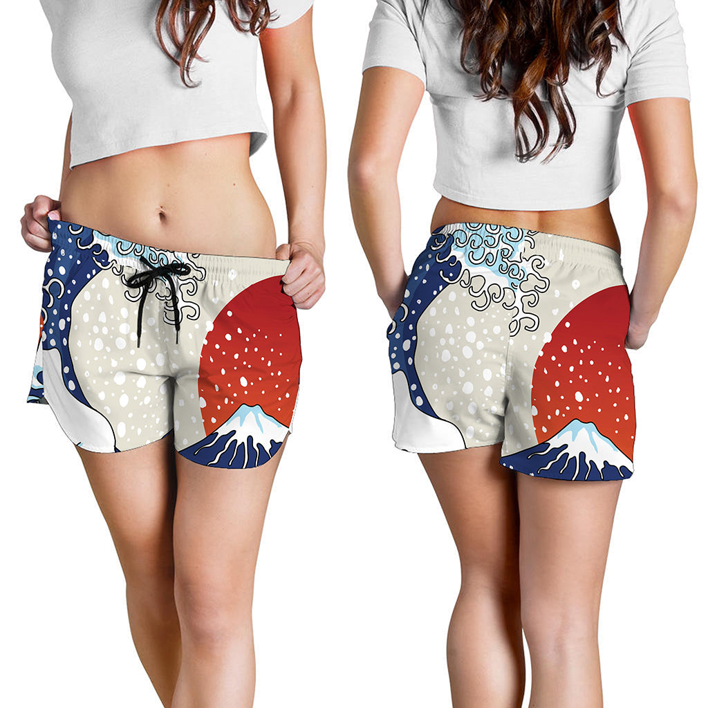 Ancient Great Japanese Wave Print Women's Shorts