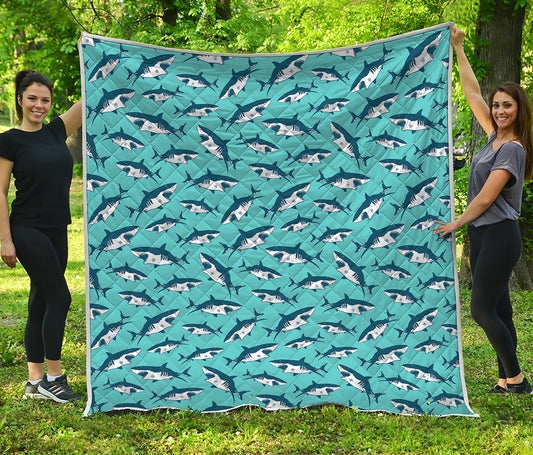 Angry Shark Pattern Print Quilt