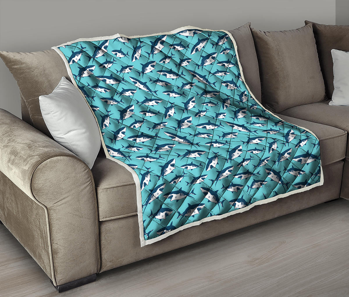 Angry Shark Pattern Print Quilt
