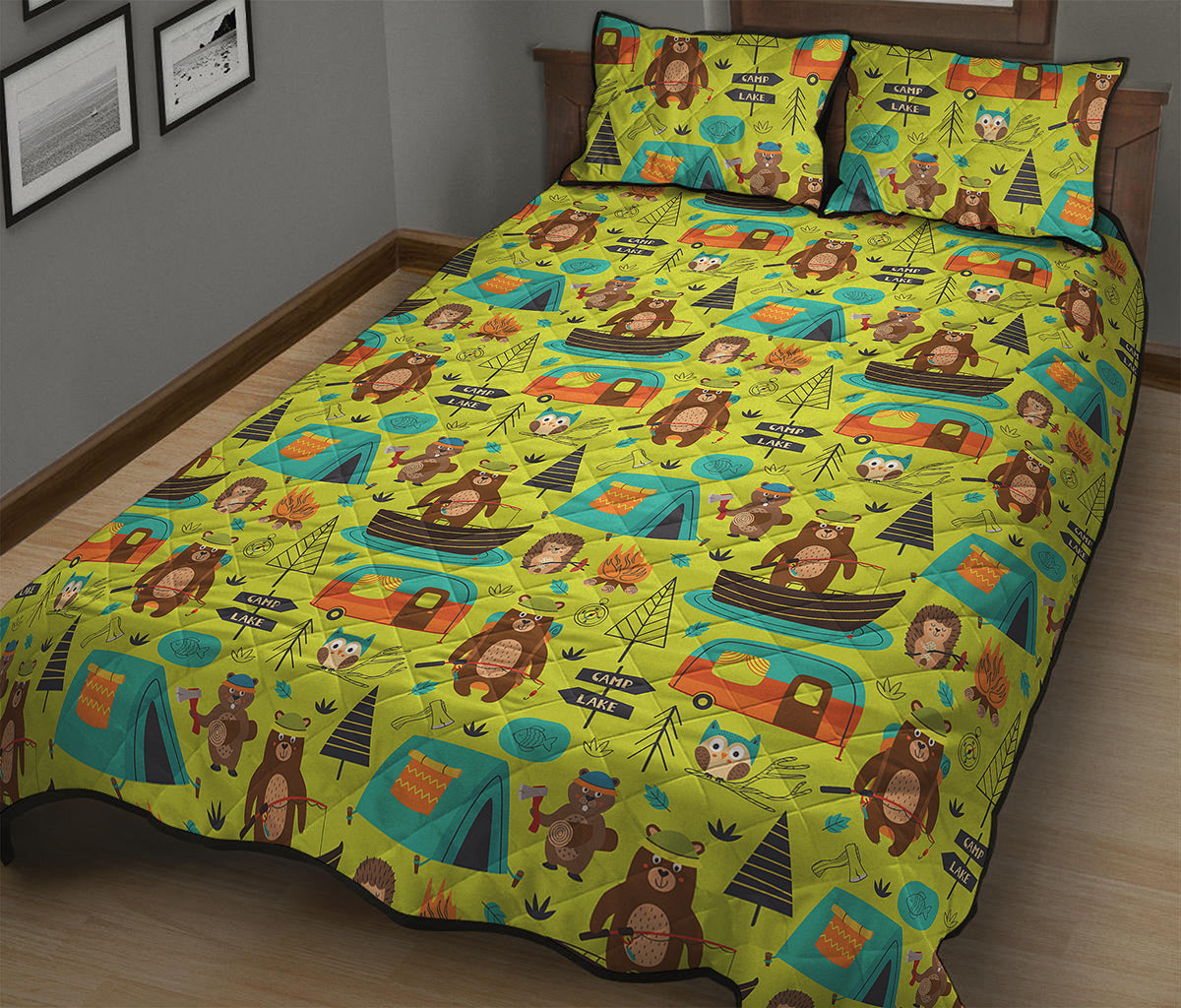 Animal Camping Pattern Print Quilt Bed Set