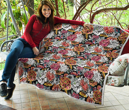 Asian Chrysanthemum Pattern Print Quilt