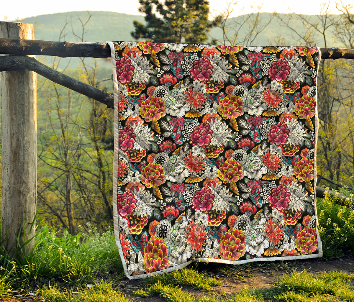Asian Chrysanthemum Pattern Print Quilt