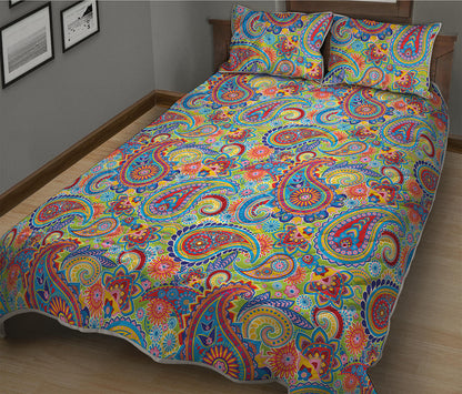 Asian Paisley Pattern Print Quilt Bed Set
