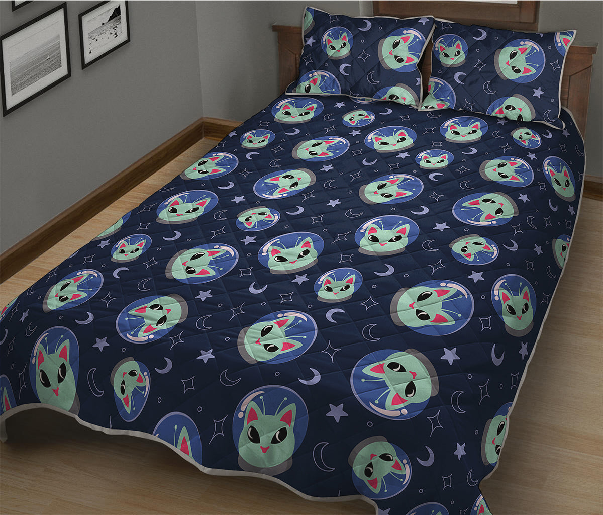 Astronaut Alien Cat Print Quilt Bed Set