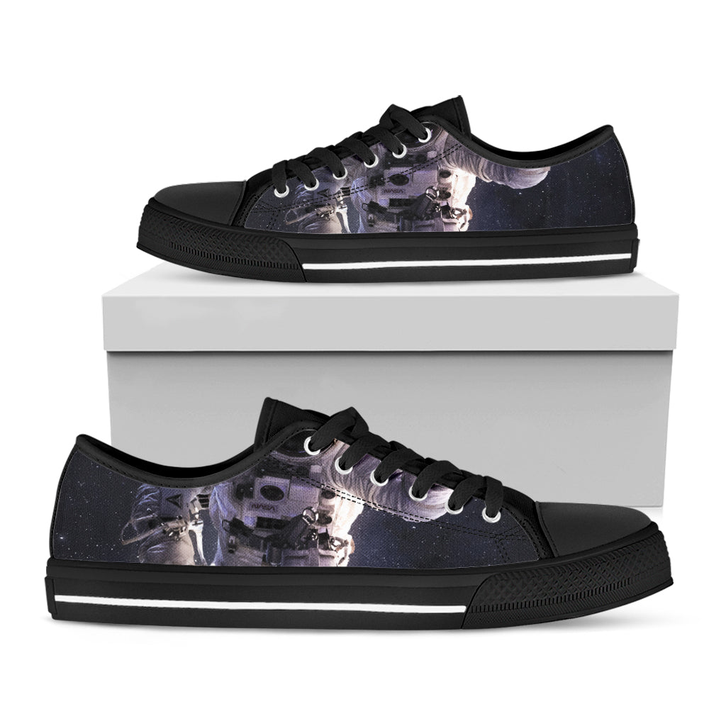 Astronaut Floating In Outer Space Print Black Low Top Shoes