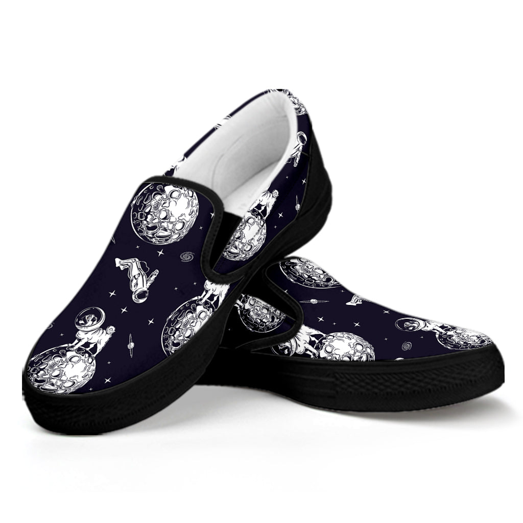 Astronaut Pug In Space Pattern Print Black Slip On Shoes