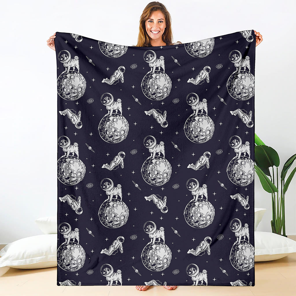 Astronaut Pug In Space Pattern Print Blanket