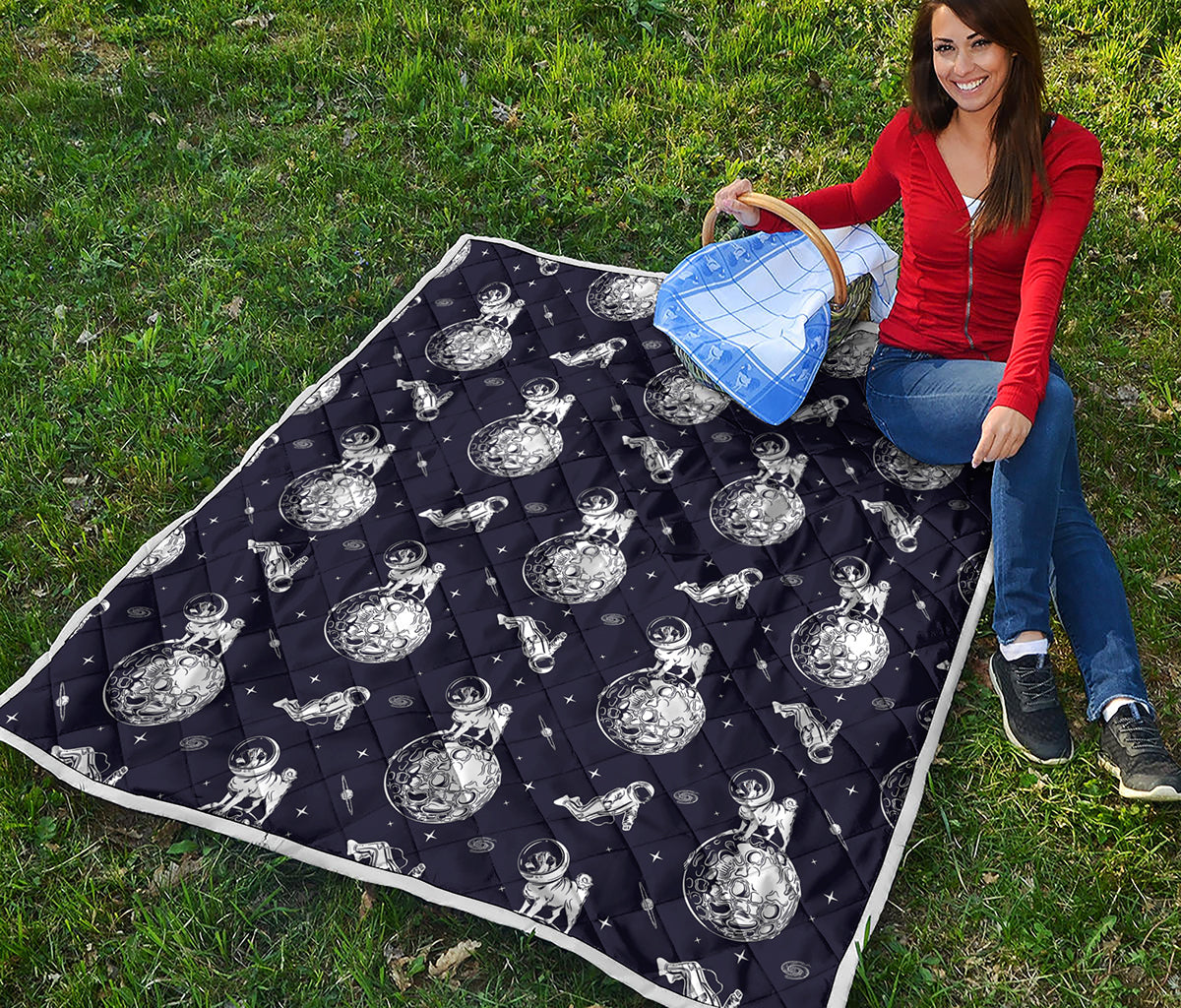 Astronaut Pug In Space Pattern Print Quilt