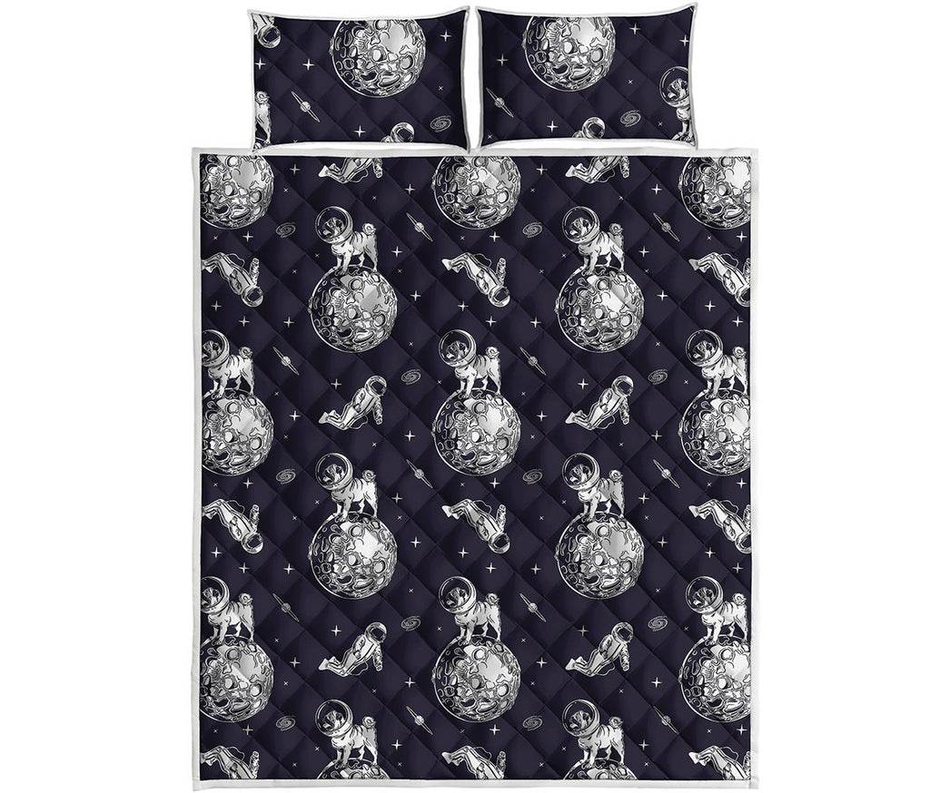 Astronaut Pug In Space Pattern Print Quilt Bed Set