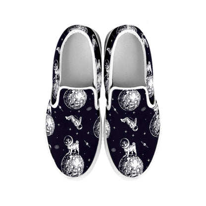 Astronaut Pug In Space Pattern Print White Slip On Shoes