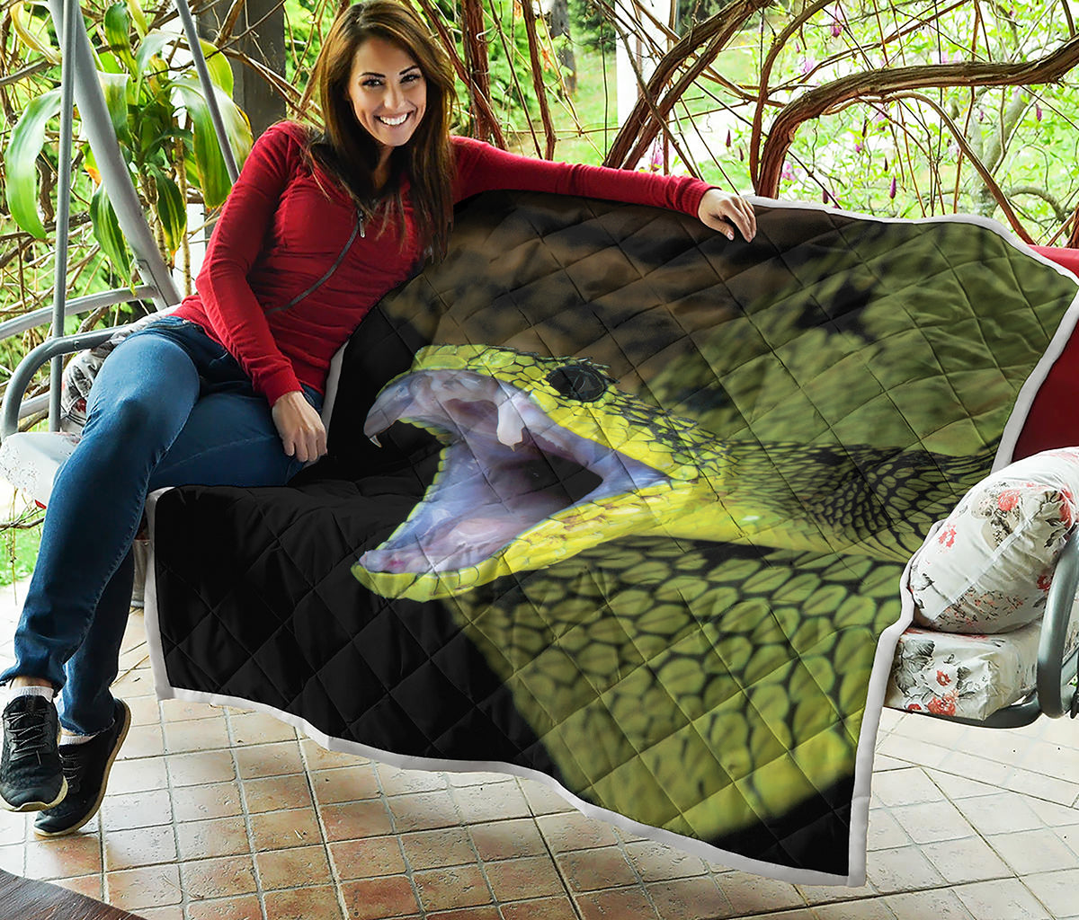 Atheris Nitschei Snake Print Quilt