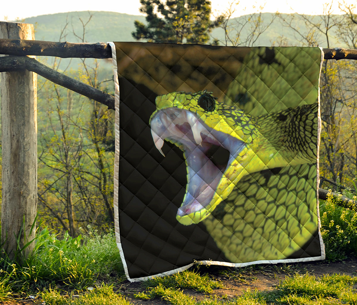 Atheris Nitschei Snake Print Quilt