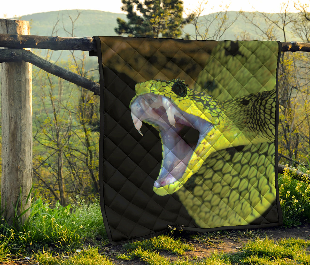 Atheris Nitschei Snake Print Quilt