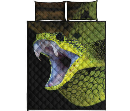 Atheris Nitschei Snake Print Quilt Bed Set