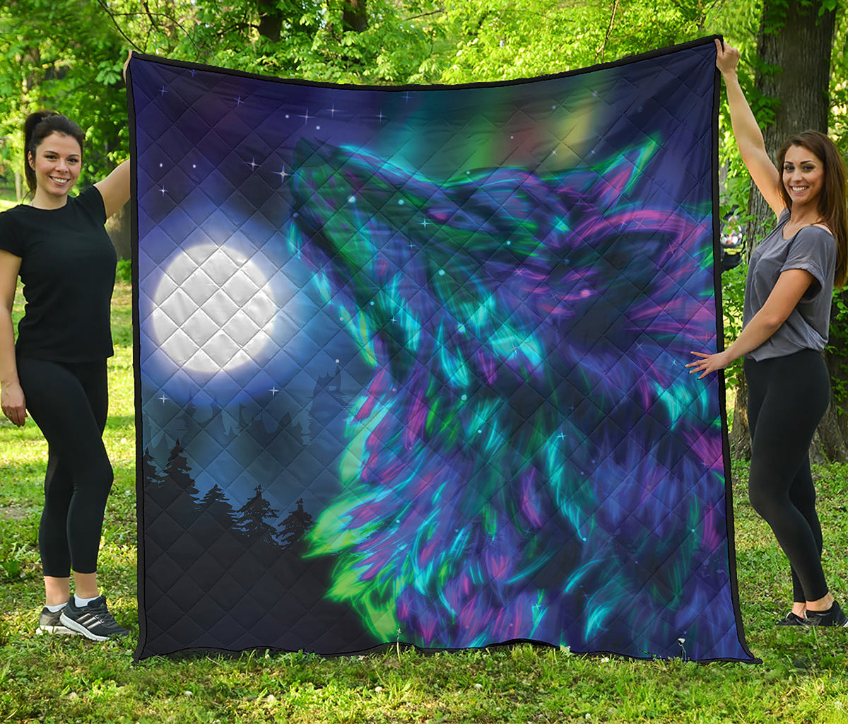 Aurora Howling Wolf Spirit Print Quilt