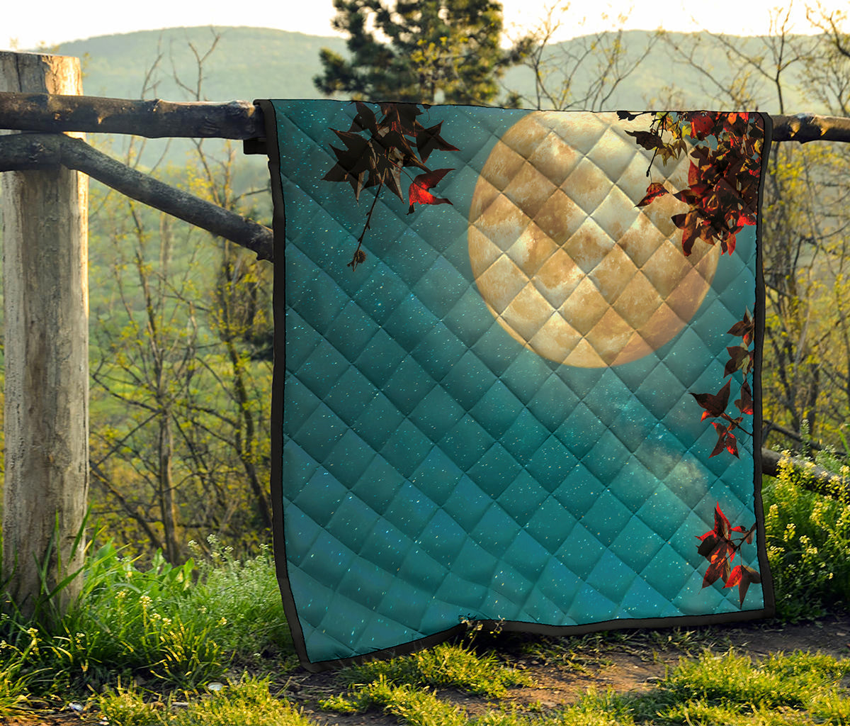 Autumn Full Moon Print Quilt