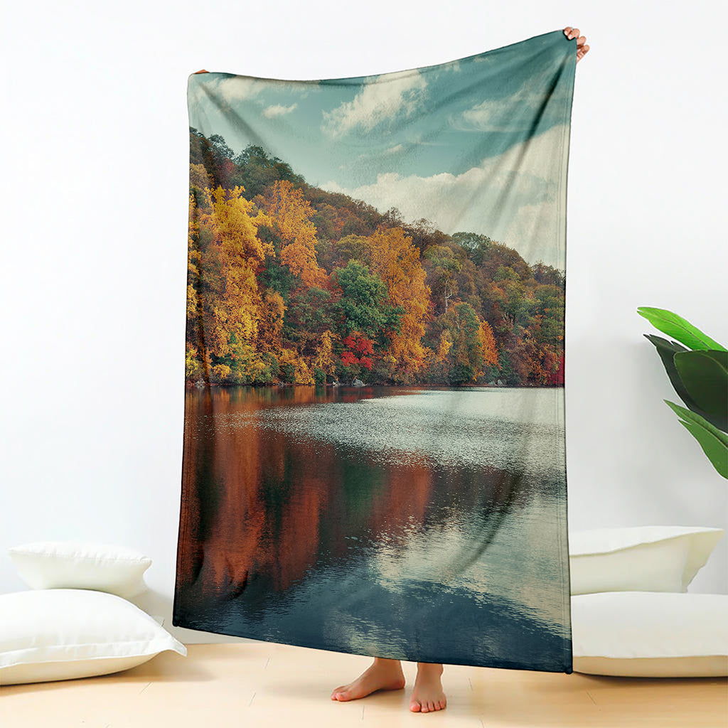 Autumn Lake Print Blanket