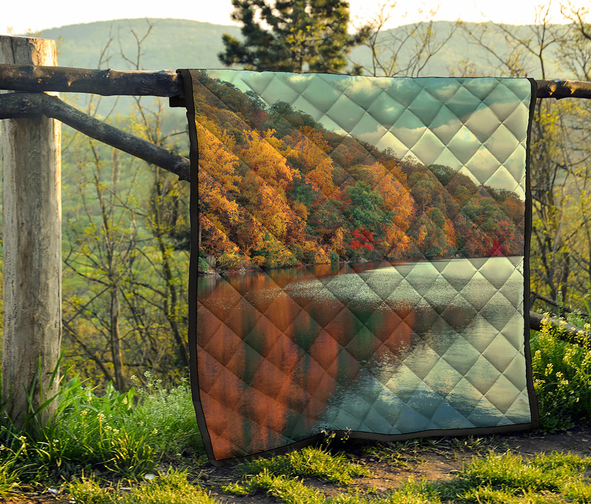 Autumn Lake Print Quilt