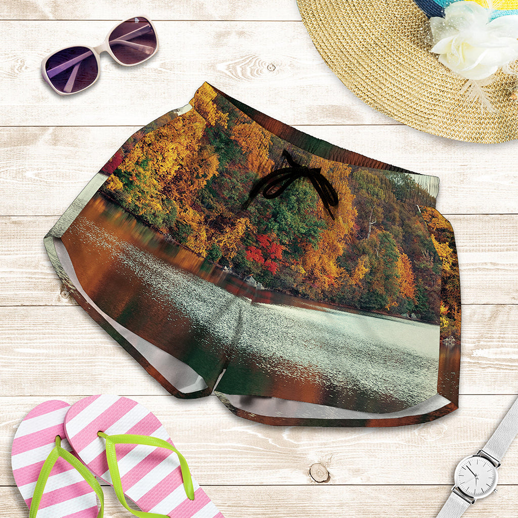 Autumn Lake Print Women's Shorts