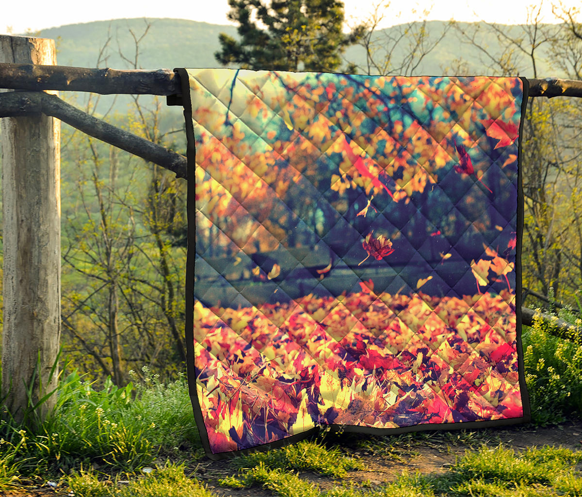 Autumn Leaves Print Quilt
