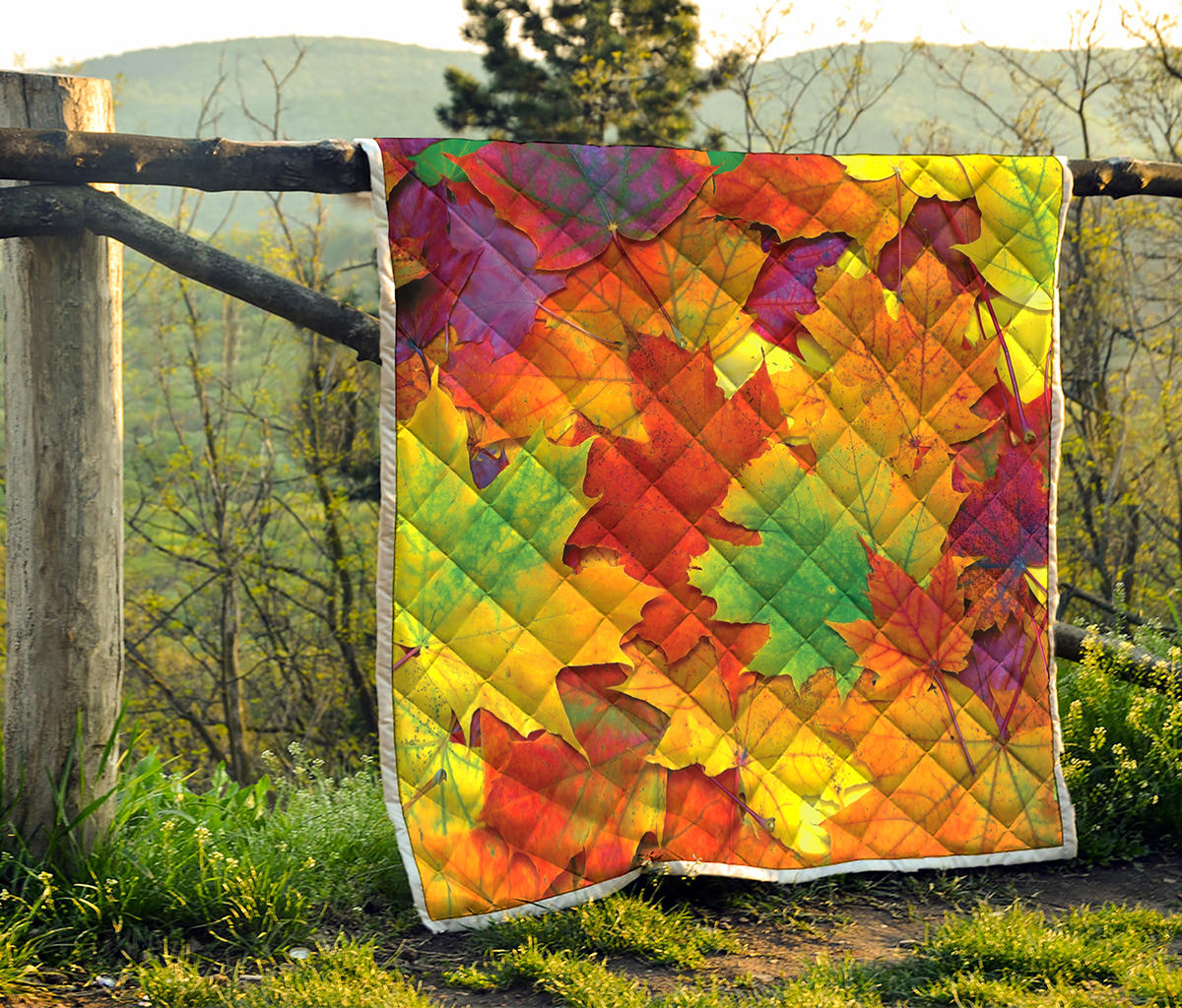 Autumn Maple Leaves Print Quilt