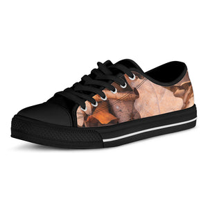 Autumn Oak leaf Print Black Low Top Shoes