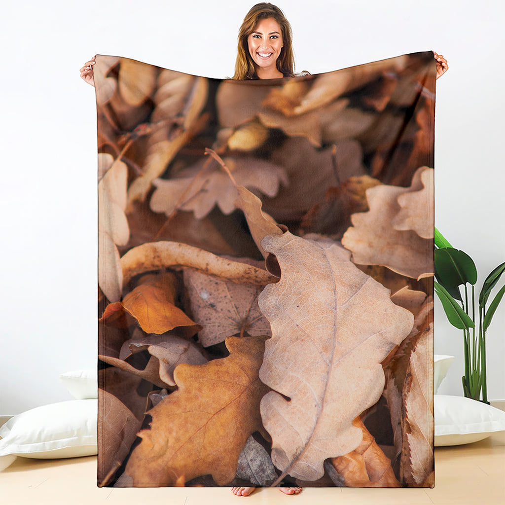 Autumn Oak leaf Print Blanket