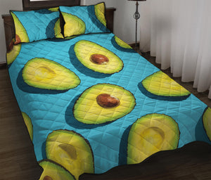 Avocado Cut In Half Print Quilt Bed Set