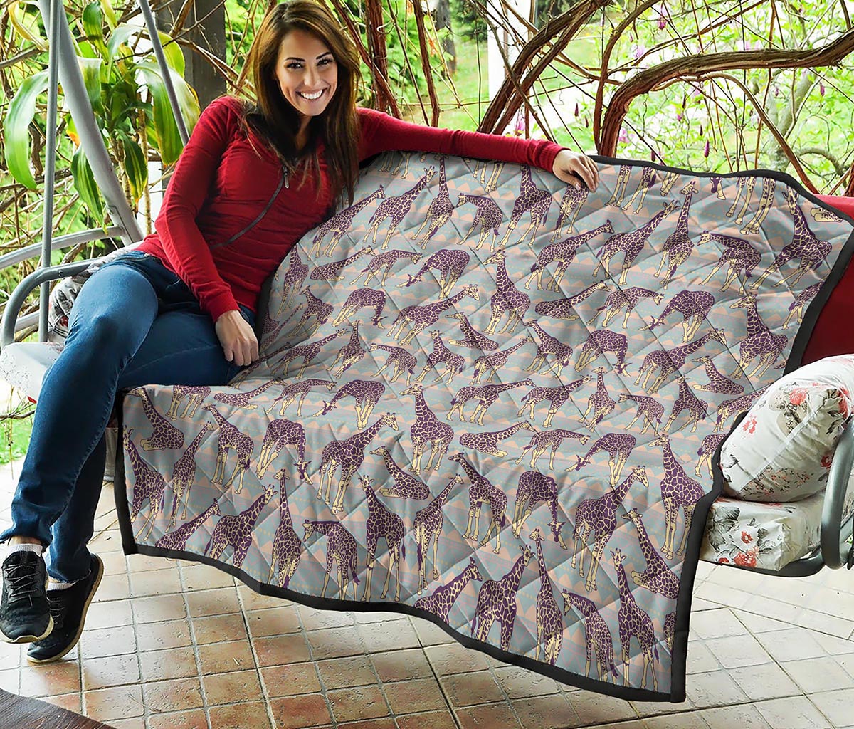 Aztec Giraffe Pattern Print Quilt