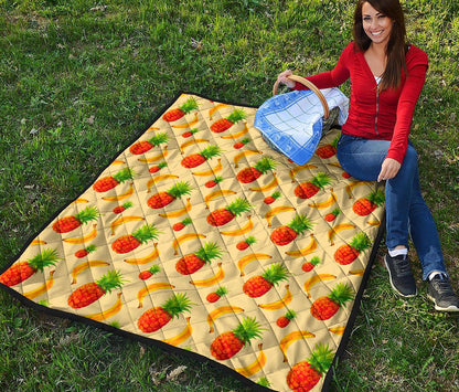 Banana Pineapple Pattern Print Quilt