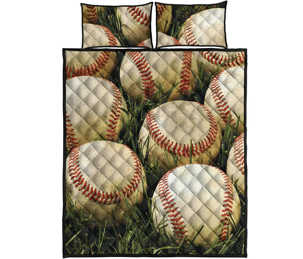 Baseballs On Field Print Quilt Bed Set