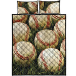 Baseballs On Field Print Quilt Bed Set