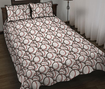 Baseballs Pattern Print Quilt Bed Set