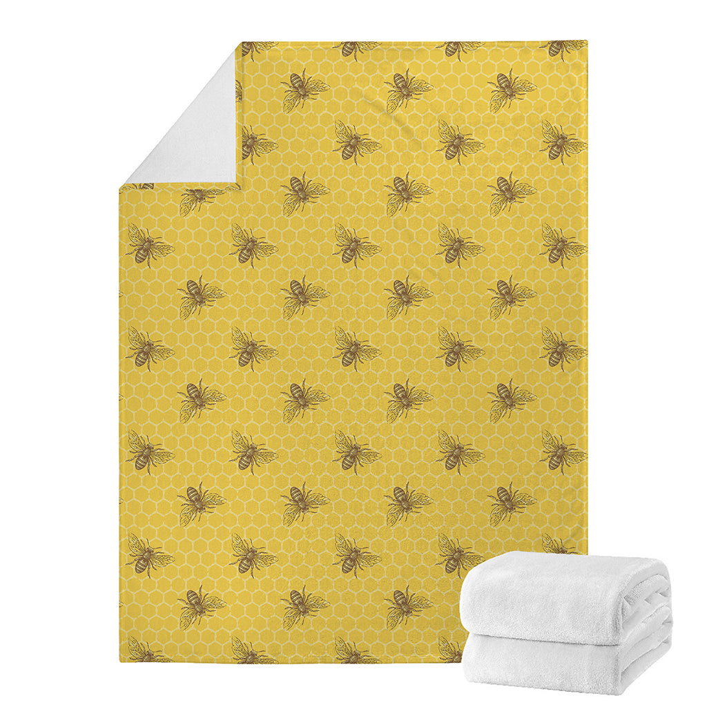 Bee Honeycomb Pattern Print Blanket