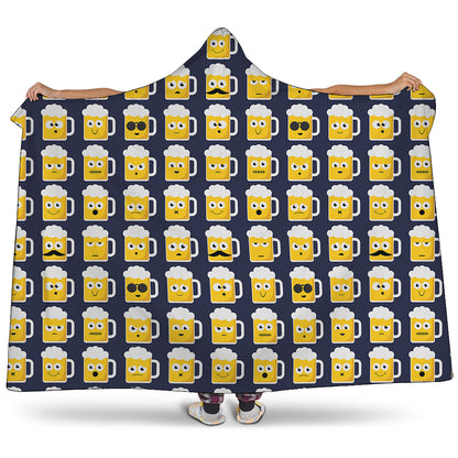Beer Emoji Pattern Print Hooded Blanket