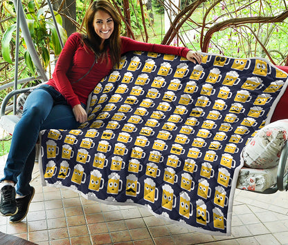 Beer Emoji Pattern Print Quilt