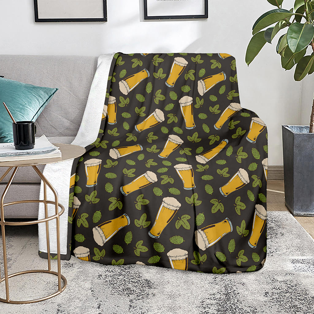 Beer Hop Cone And Leaf Pattern Print Blanket