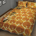 Bees And Honeycomb Print Quilt Bed Set