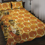 Bees And Honeycomb Print Quilt Bed Set