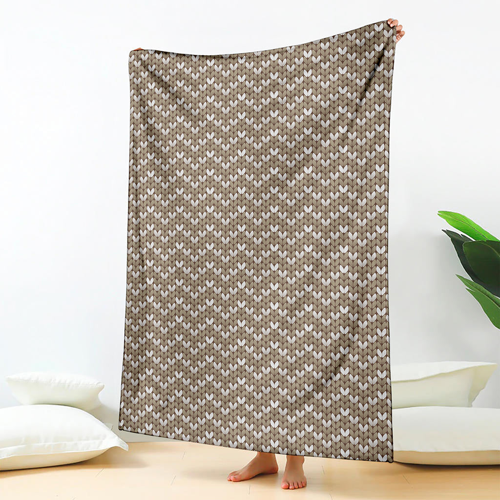 Beige And White Knitted Pattern Print Blanket