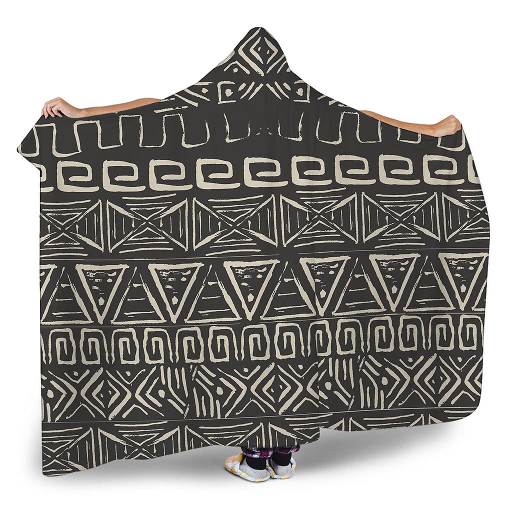 Beige Aztec Pattern Print Hooded Blanket
