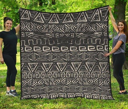 Beige Aztec Pattern Print Quilt