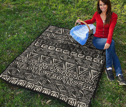 Beige Aztec Pattern Print Quilt