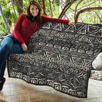 Beige Aztec Pattern Print Quilt