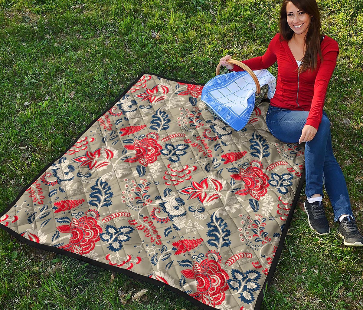 Beige Bohemian Floral Pattern Print Quilt