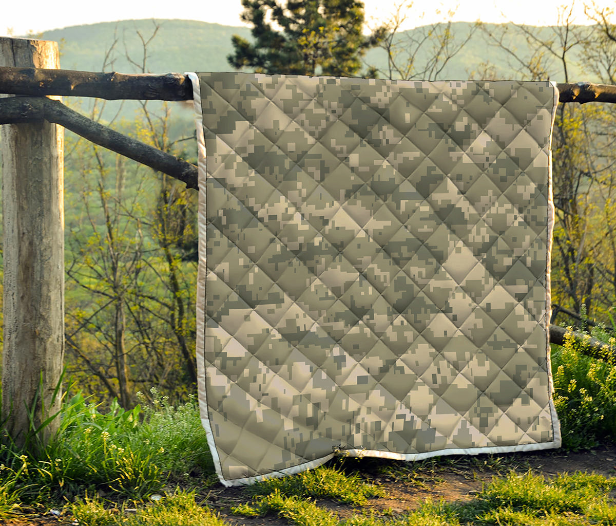Beige Digital Camo Pattern Print Quilt